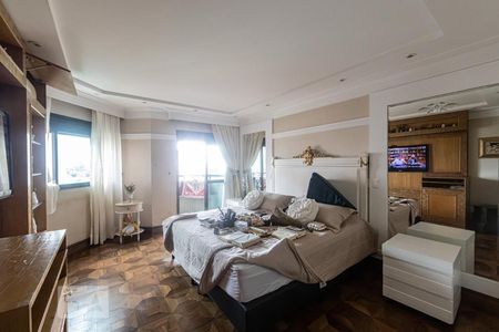 Apartamento à venda com 378m², 4 quartos e 5 vagasSuite 4