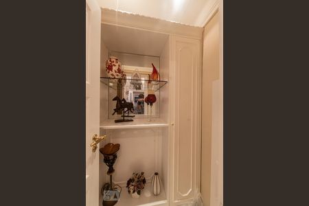 Apartamento à venda com 378m², 4 quartos e 5 vagasComodo Extra