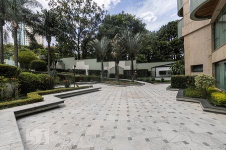 Apartamento à venda com 378m², 4 quartos e 5 vagasHall