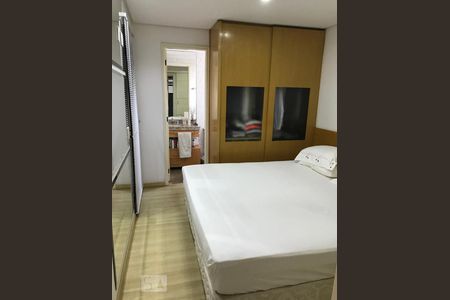 Apartamento à venda com 75m², 3 quartos e 2 vagas Apartamento à venda com 75m², 3 quartos e 2 vagasQuarto 2