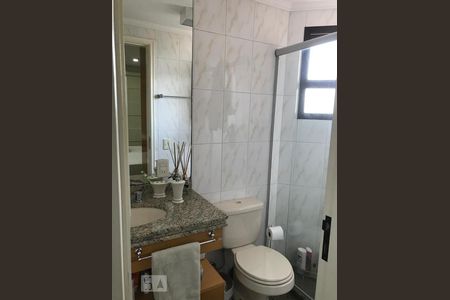 Apartamento à venda com 75m², 3 quartos e 2 vagas Apartamento à venda com 75m², 3 quartos e 2 vagasBanheiro 2