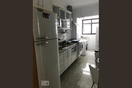 Apartamento à venda com 75m², 3 quartos e 2 vagas Apartamento à venda com 75m², 3 quartos e 2 vagasCozinha