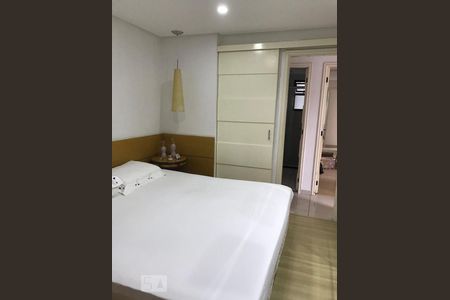 Apartamento à venda com 75m², 3 quartos e 2 vagas Apartamento à venda com 75m², 3 quartos e 2 vagasQuarto 2