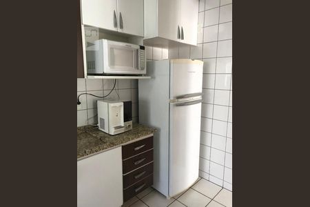 Apartamento para alugar com 76m², 2 quartos e 1 vagaCozinha
