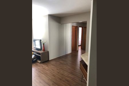 Apartamento para alugar com 76m², 2 quartos e 1 vagaCorredor