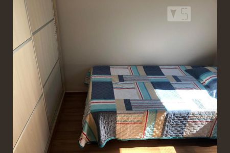 Apartamento para alugar com 76m², 2 quartos e 1 vagaQuarto