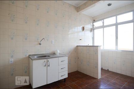 Cozinha de apartamento para alugar com 2 quartos, 60m² em Partenon, Porto Alegre