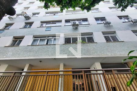 Apartamento para alugar com 64m², 2 quartos e sem vaga Apartamento para alugar com 64m², 2 quartos e sem vagaFachada