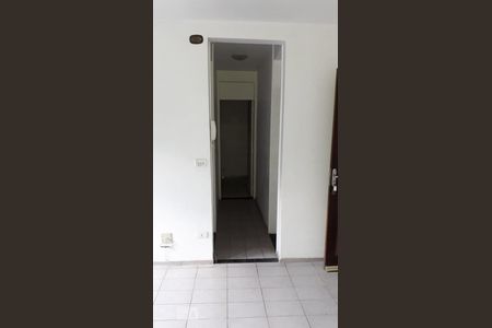 Corredor de apartamento para alugar com 2 quartos, 49m² em Jacarepaguá, Rio de Janeiro