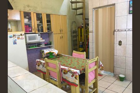 Cozinha de casa à venda com 2 quartos, 57m² em Parque Capuava, Santo André