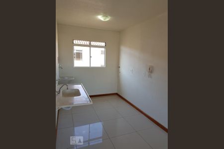 Cozinha de apartamento à venda com 2 quartos, 45m² em São José, São Leopoldo