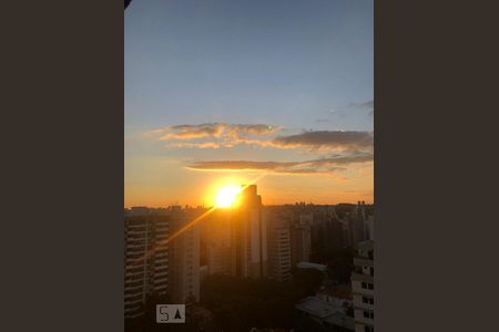 Vista de apartamento à venda com 1 quarto, 50m² em Centro, Campinas