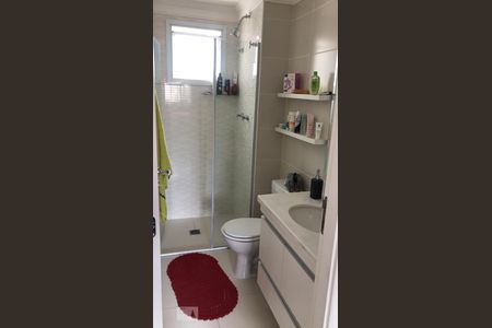 Banheiro de apartamento à venda com 1 quarto, 50m² em Centro, Campinas