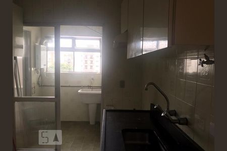 Cozinha de apartamento à venda com 3 quartos, 82m² em Vila Progredior, São Paulo