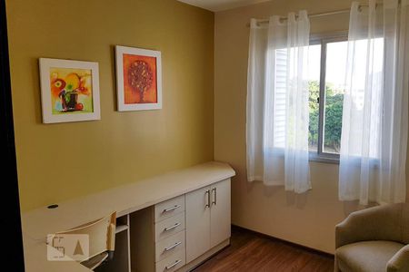 Quarto 2 de apartamento para alugar com 3 quartos, 70m² em Bigorrilho, Curitiba