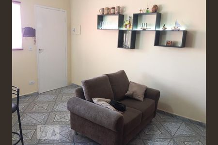 Sala de casa para alugar com 2 quartos, 120m² em Vila Antonieta, São Paulo