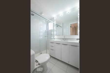Suíte - Banheiro de apartamento à venda com 2 quartos, 61m² em Sumaré, São Paulo