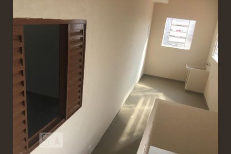 Área de Serviço de casa para alugar com 1 quarto, 62m² em Vila Bauab, São Paulo