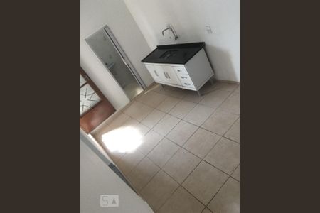 Cozinha de casa para alugar com 1 quarto, 62m² em Vila Bauab, São Paulo