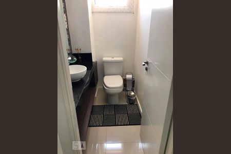 Apartamento para alugar com 90m², 2 quartos e 2 vagas Apartamento para alugar com 90m², 2 quartos e 2 vagasBanheiro