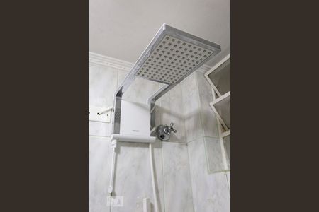 Apartamento para alugar com 55m², 1 quarto e sem vagaChuveiro