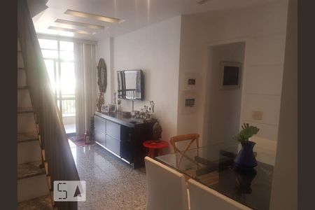 Apartamento à venda com 151m², 3 quartos e 2 vagasSala