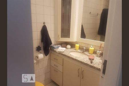 Apartamento à venda com 151m², 3 quartos e 2 vagasBanheiro Social