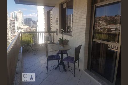 Apartamento à venda com 151m², 3 quartos e 2 vagasVaranda