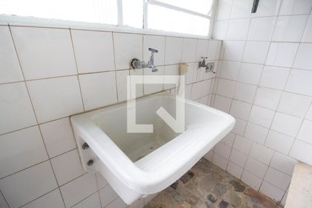 Casa à venda com 156m², 2 quartos e 1 vagaÁrea de Serviço