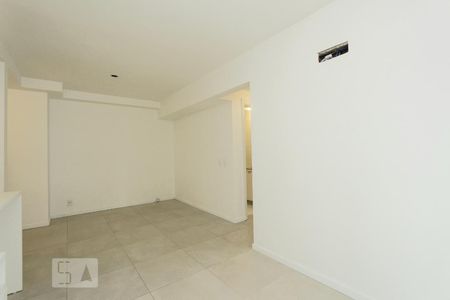 SALA de apartamento à venda com 2 quartos, 67m² em Partenon, Porto Alegre