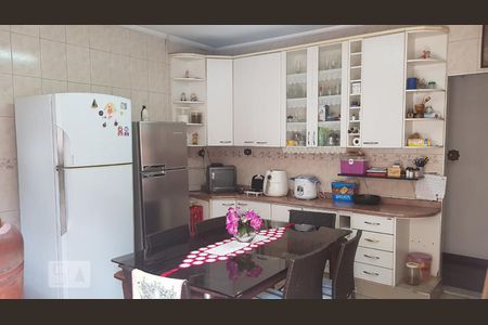 Cozinha de casa para alugar com 3 quartos, 300m² em Parque São Lucas, São Paulo