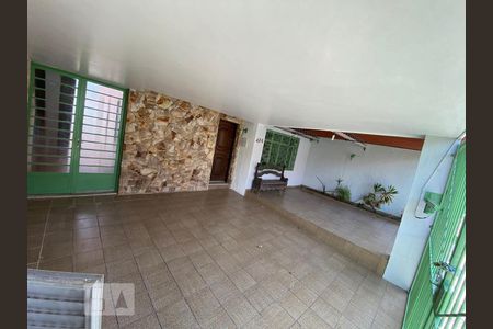 Casa à venda com 149m², 3 quartos e 3 vagasGaragem