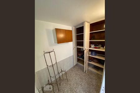 Casa à venda com 149m², 3 quartos e 3 vagasQuarto de serviço - despensa