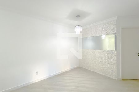 Sala de apartamento para alugar com 2 quartos, 57m² em Vila Bertioga, São Paulo