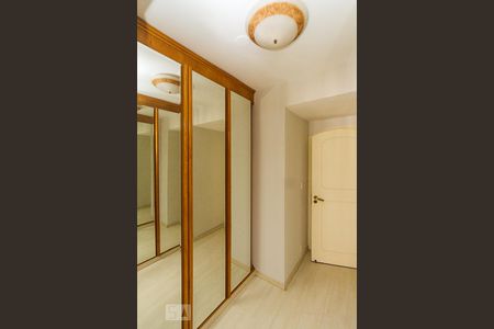 Apartamento para alugar com 475m², 4 quartos e 4 vagasCloset Suite 02