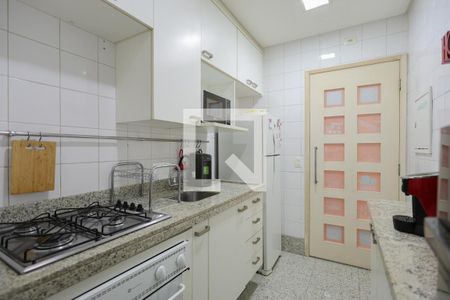 Apartamento à venda com 58m², 2 quartos e 1 vagaCozinha