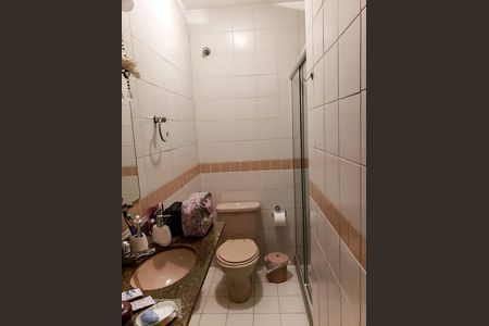 Casa de condomínio para alugar com 120m², 3 quartos e sem vaga Casa de condomínio para alugar com 120m², 3 quartos e sem vagaBanheiro