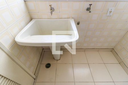 Apartamento para alugar com 65m², 2 quartos e 1 vaga Apartamento para alugar com 65m², 2 quartos e 1 vagaÁrea de Serviço