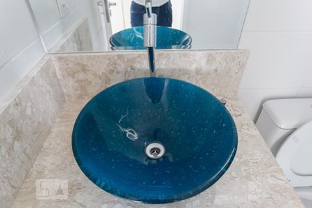 Apartamento para alugar com 60m², 2 quartos e 1 vaga Apartamento para alugar com 60m², 2 quartos e 1 vagaBanheiro Social