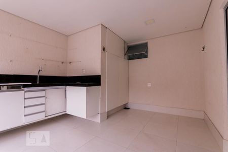 Garagem de casa à venda com 2 quartos, 74m² em Piratininga (venda Nova), Belo Horizonte