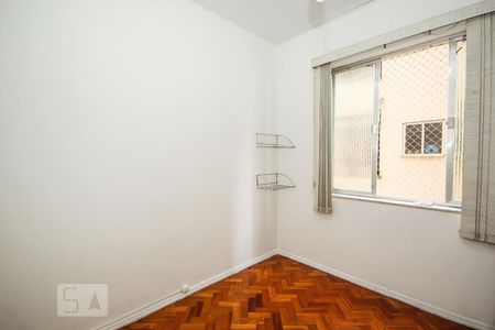 Quarto de apartamento à venda com 2 quartos, 75m² em Copacabana, Rio de Janeiro
