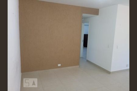 Apartamento à venda com 73m², 2 quartos e 1 vaga Apartamento à venda com 73m², 2 quartos e 1 vagaSala