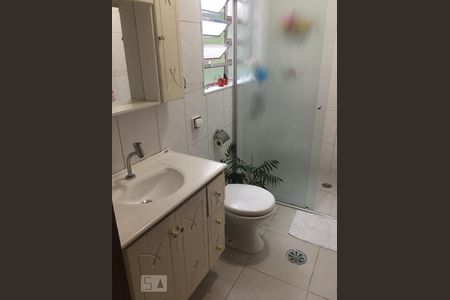Banheiro de apartamento à venda com 2 quartos, 68m² em Perdizes, São Paulo