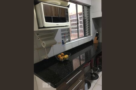 Cozinha de apartamento à venda com 2 quartos, 68m² em Perdizes, São Paulo