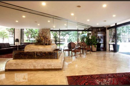 Studio à venda com 25m², 1 quarto e 1 vaga Studio à venda com 25m², 1 quarto e 1 vagaHall Social