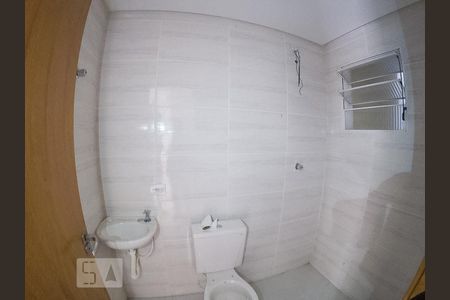 Banheiro de apartamento à venda com 2 quartos, 34m² em Vila Matilde, São Paulo