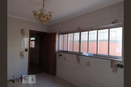 Casa à venda com 250m², 4 quartos e 2 vagas Casa à venda com 250m², 4 quartos e 2 vagasCopa