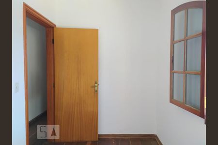 Casa à venda com 250m², 4 quartos e 2 vagas Casa à venda com 250m², 4 quartos e 2 vagasQuarto 3