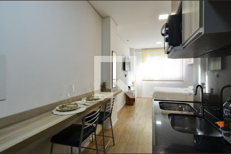 Sala/Cozinha de apartamento para alugar com 1 quarto, 35m² em União, Belo Horizonte