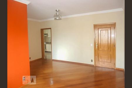 Apartamento à venda com 75m², 3 quartos e 1 vagaSala